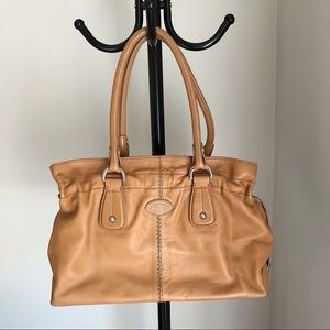 Tod’s brown genuine leather medium hand bag